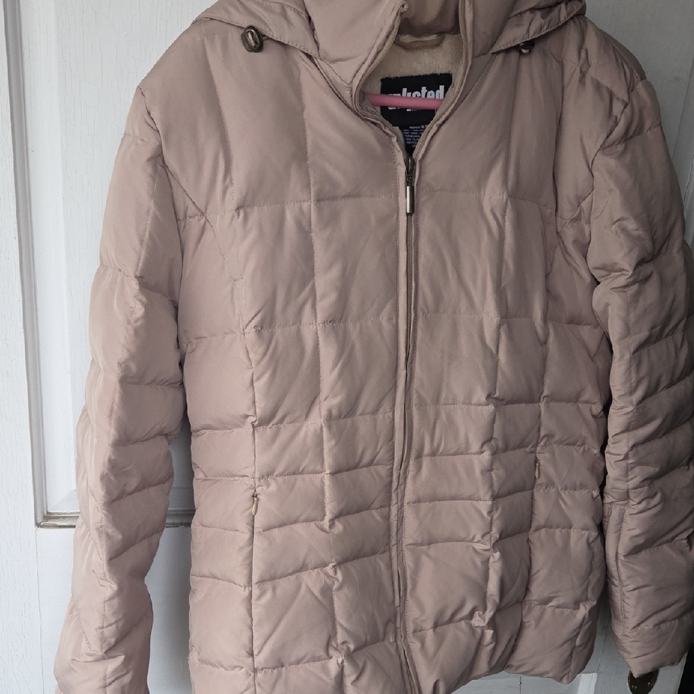 Unlisted Women's Blush Puffer Jacket Kenneth Cole Size Medium Fleece